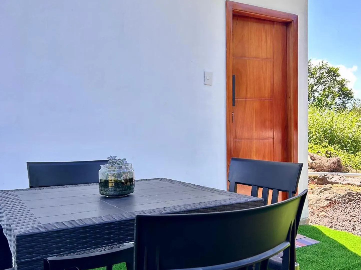 Amancay House Bed & Breakfast San Cristobal Ecuador